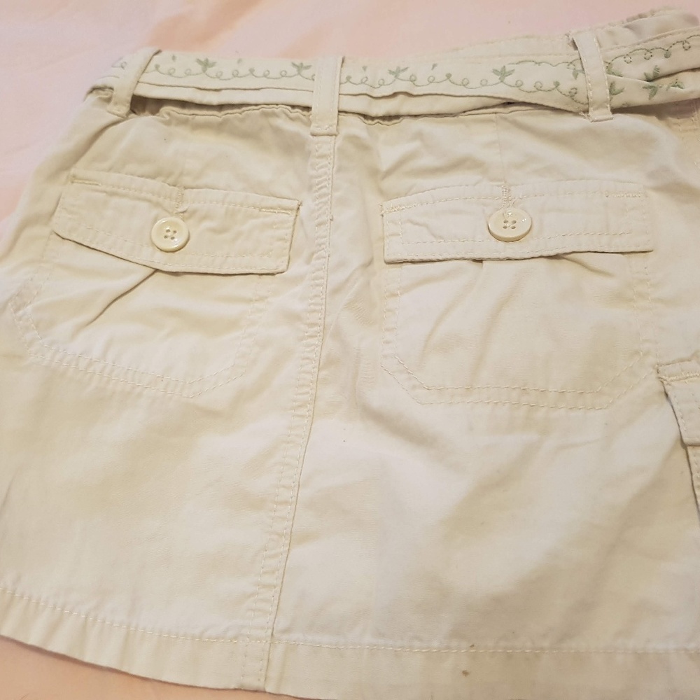 Gap skirt adjustable waist band